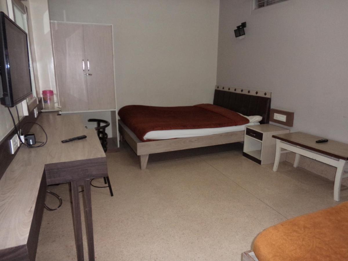 Hotel Monsoon ชิลลอง ภายนอก รูปภาพ